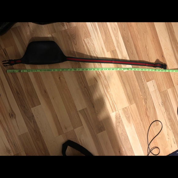 Gucci print belt bag in black. Sz 90 - Picture 8 of 8